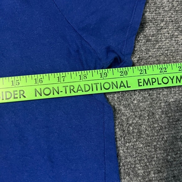 Nike Shirt Women's Large Blue Short Sleeve Round Neck Athletic Cut EUC - Picture 6 of 6